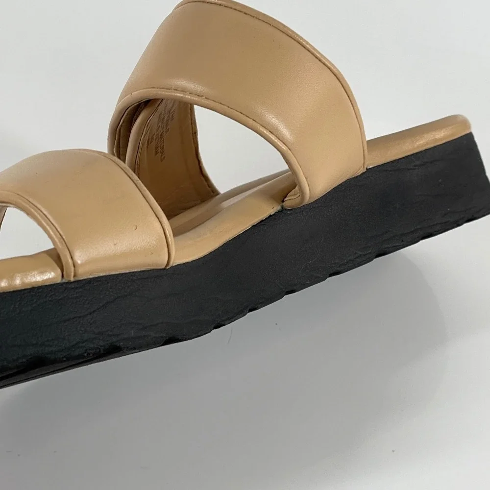 Sz 7.5 Marc Fisher Womens Tan Beige Double Strap Platform Slide Sandals Go to